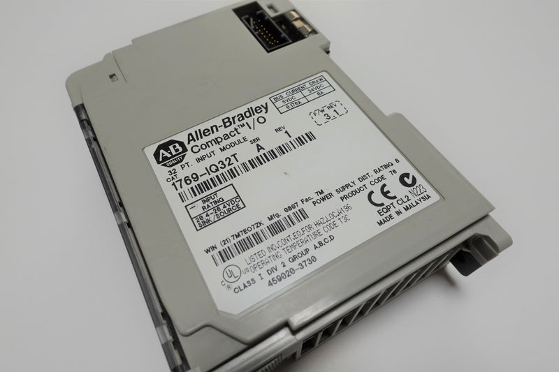 Allen Bradley 1769-IQ32T Ser:A Rev:1 ( F/W 3.1 ) 32 PT. Compact Input Module